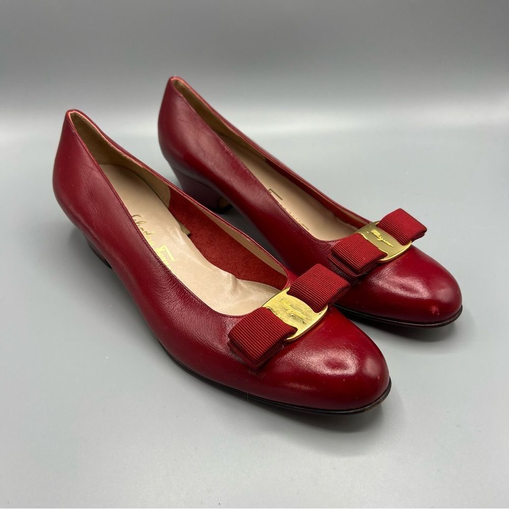 Salvatore Ferragamo Vara Red Pumps with Bow